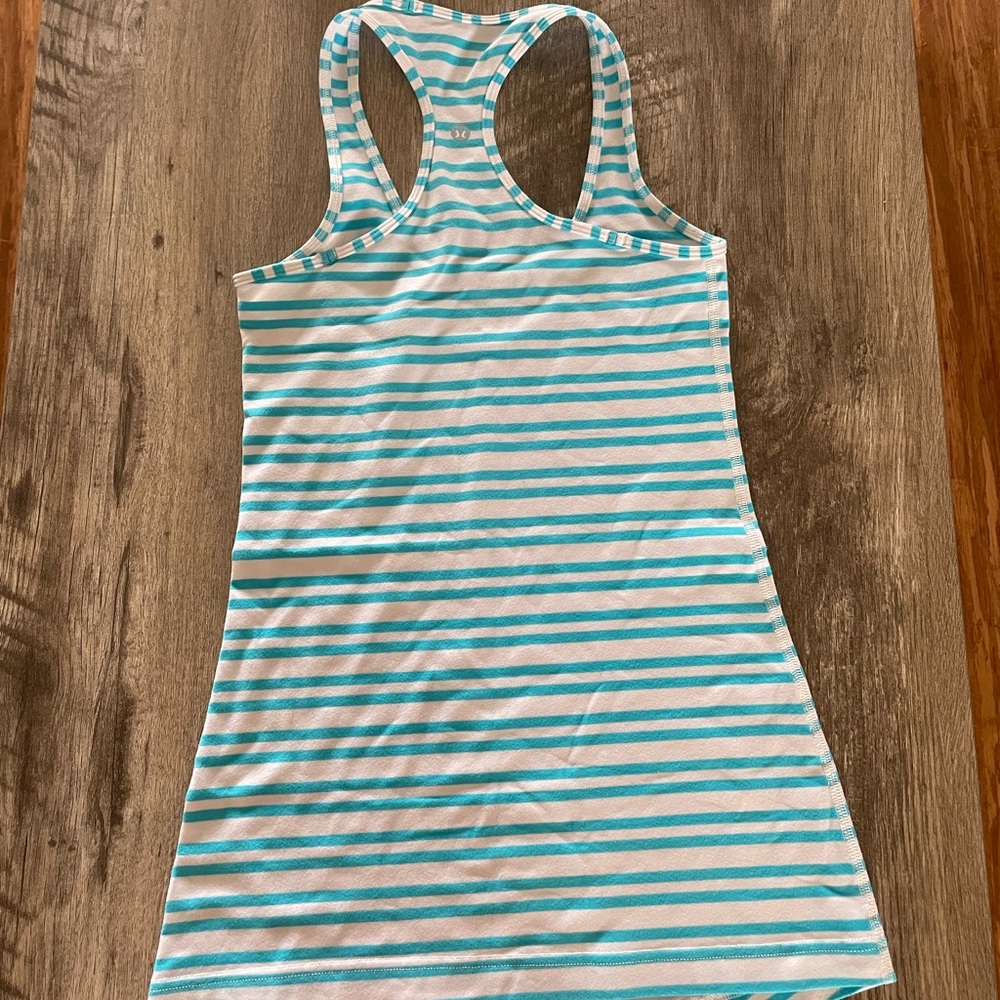 Lululemon stripped tank size 4